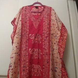 Never worn beautiful max dress